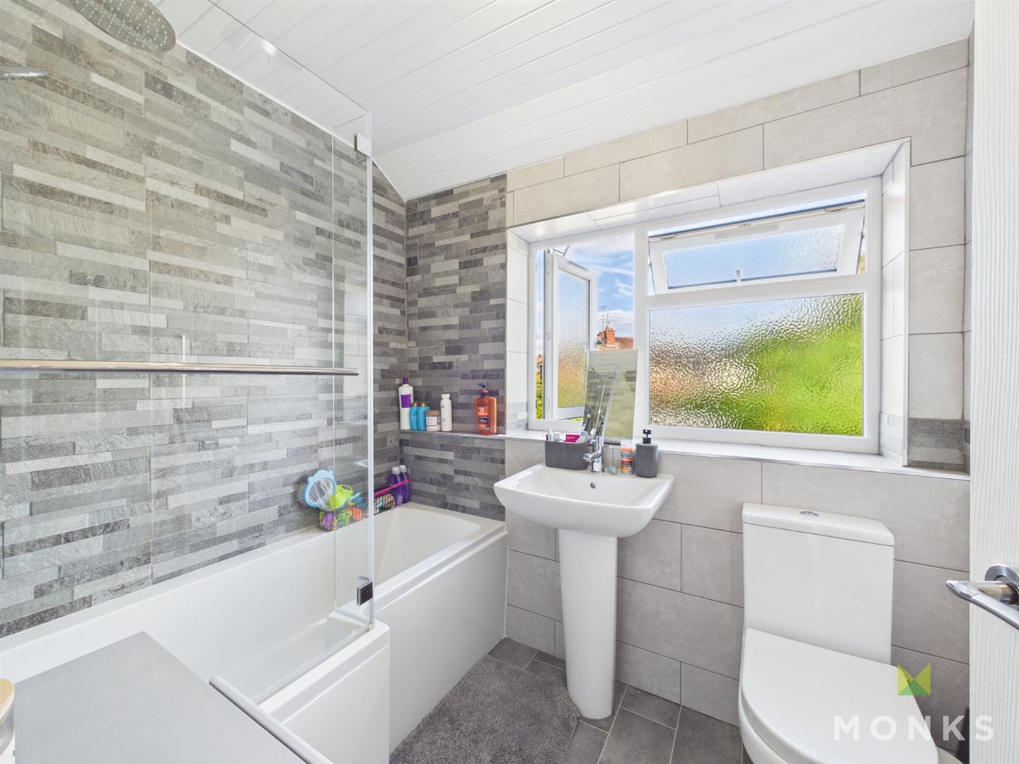 1 College Road, Oswestry, SY11 2SH For Sale
